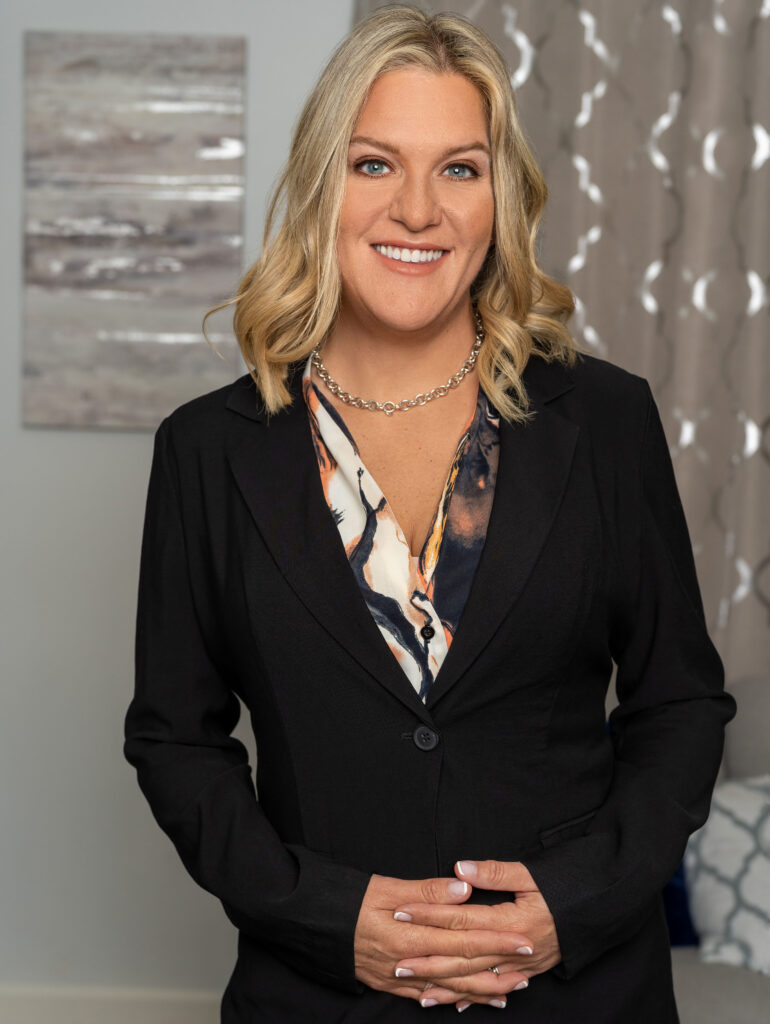 Amanda-Headshots-Branding-Sarah-Hasenfus-Photography-12